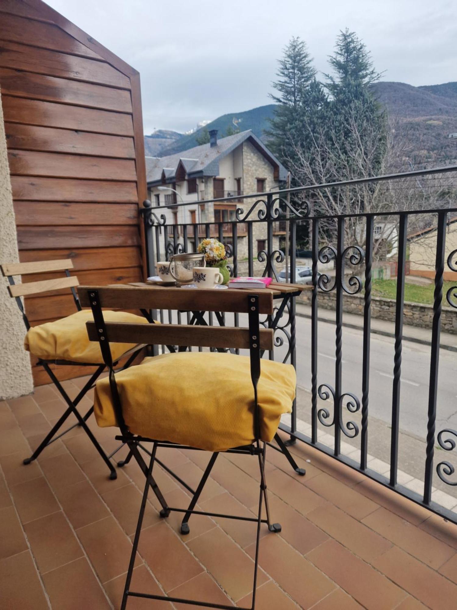 Valdi-Biescas Apartment Exterior photo